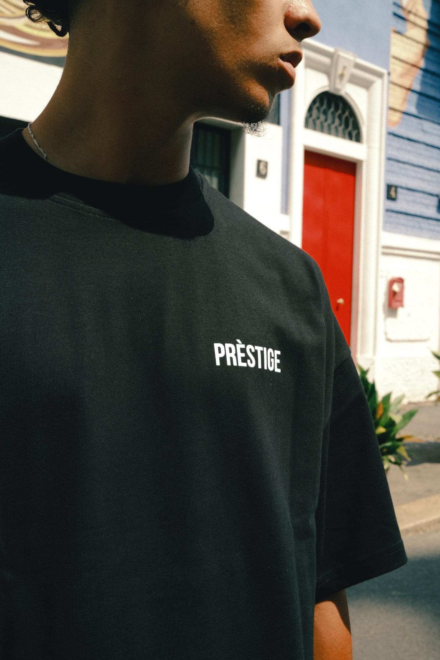 OVERSIZED CROP FIT T-SHIRT