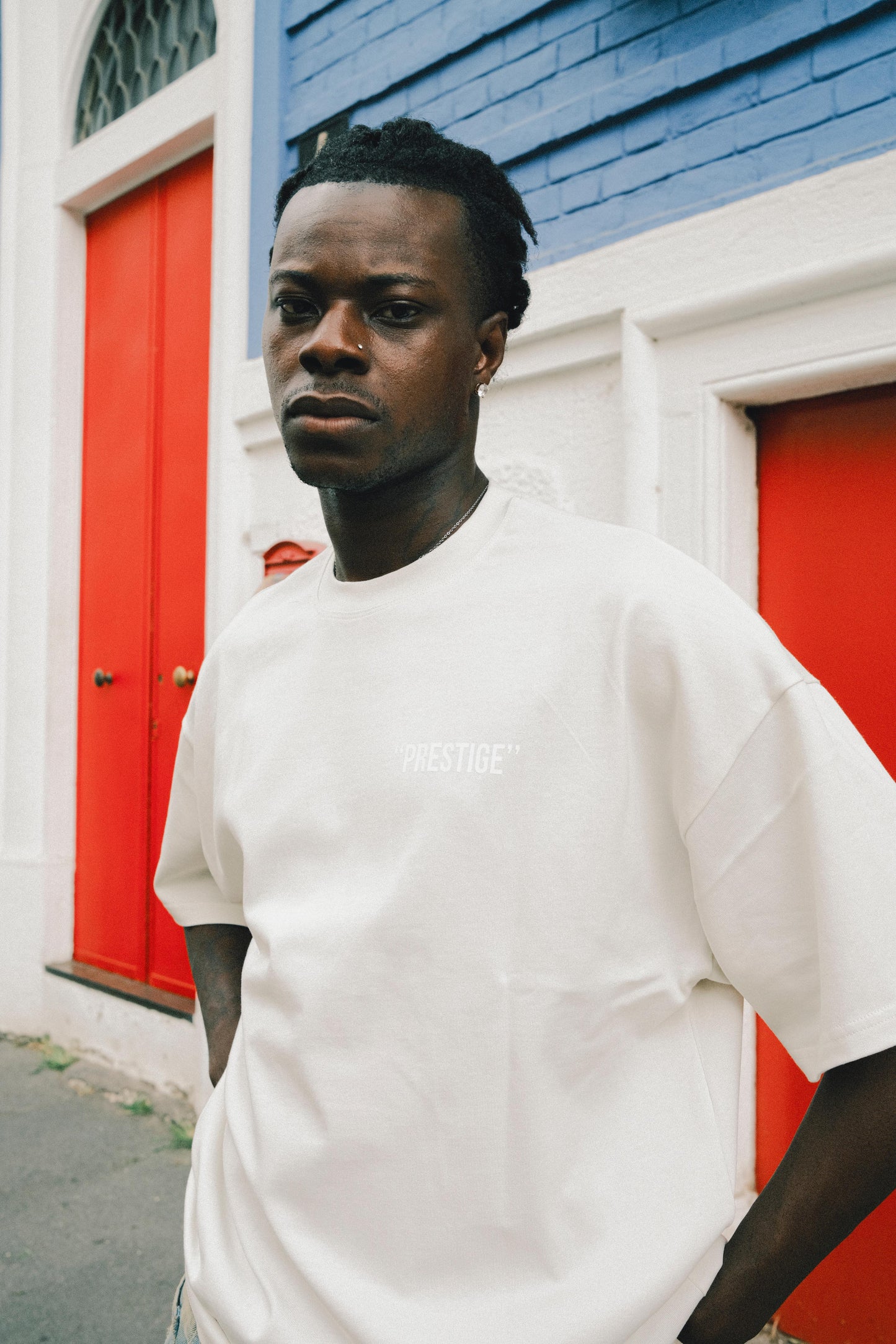 OVERSIZED CROP FIT T-SHIRT "PRÈSTIGE"