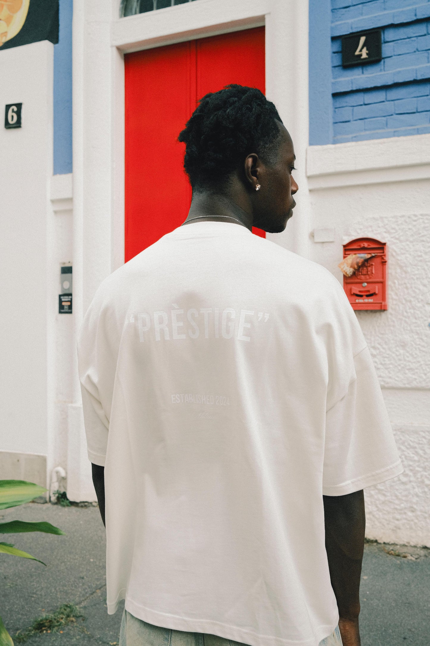 OVERSIZED CROP FIT T-SHIRT "PRÈSTIGE"