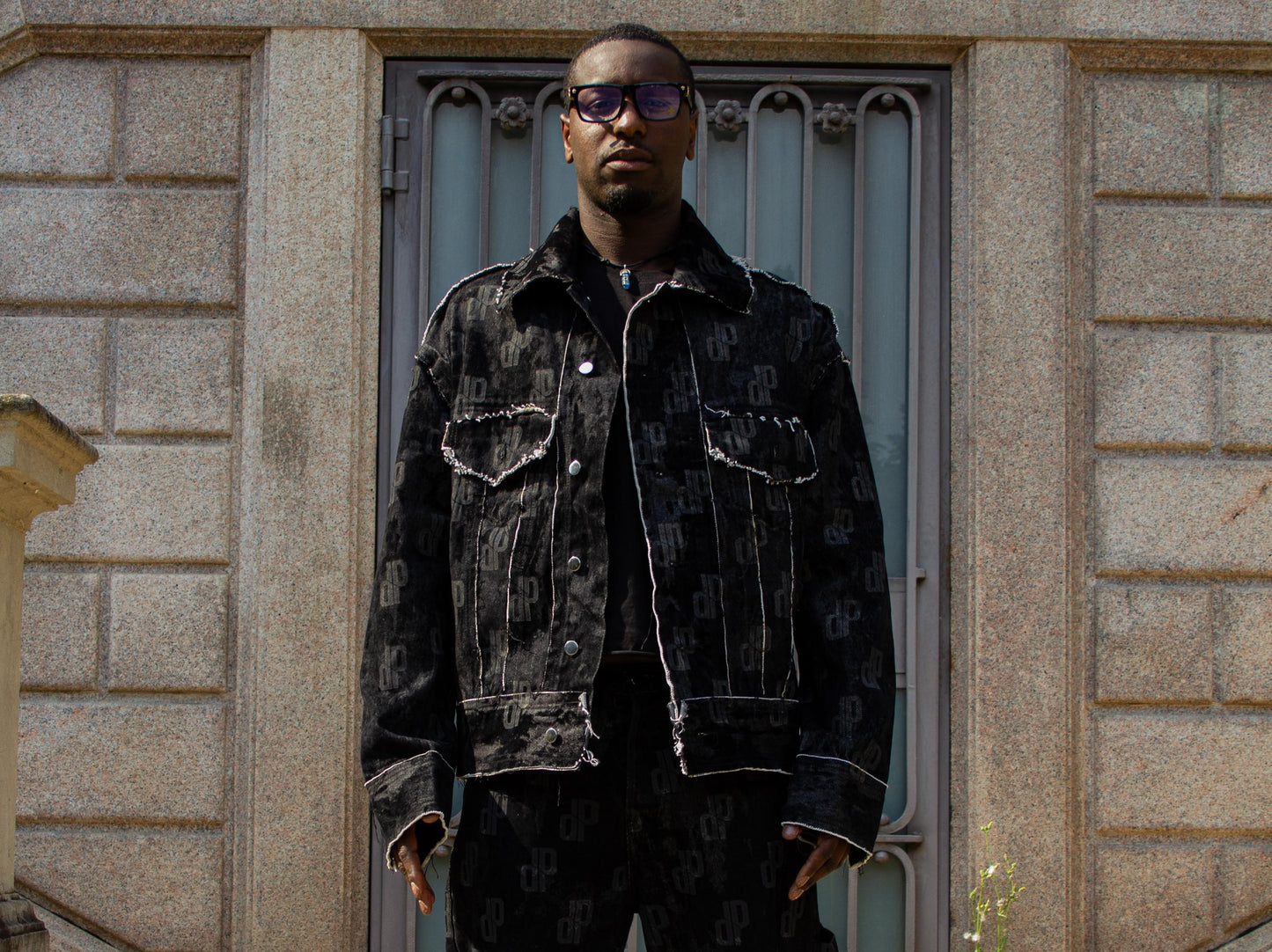 BOXY FIT DENIM JACKET